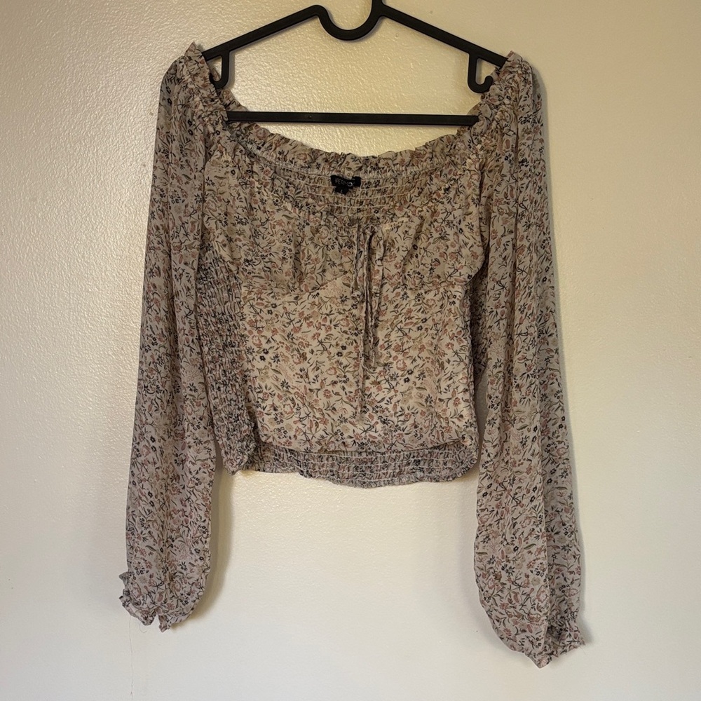 Floral Off-Shoulder Blouse